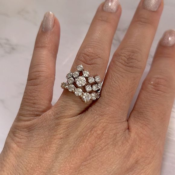 Brilliant cut earth sustainable diamond ring - Picture 7 of 10